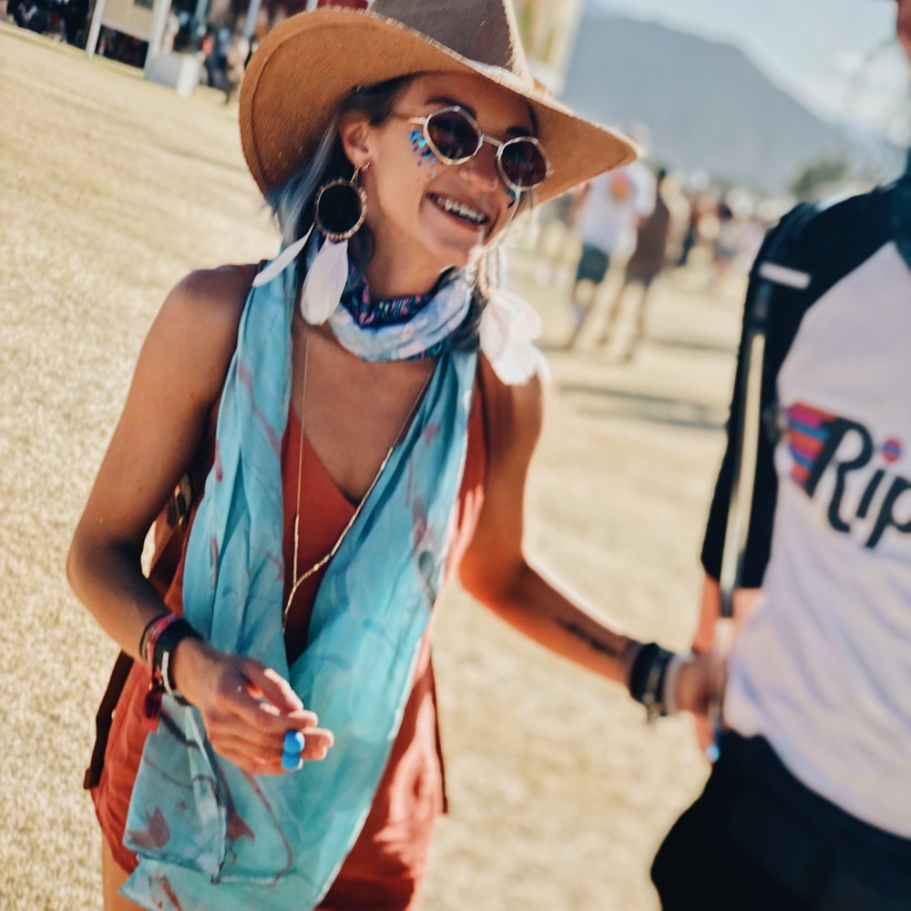 Meet your Posher, Lana